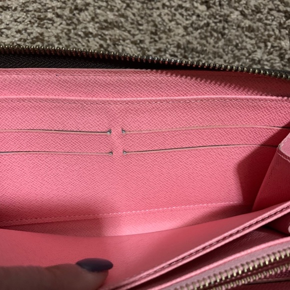 NOT FOR SALE - Picture 6 of 9